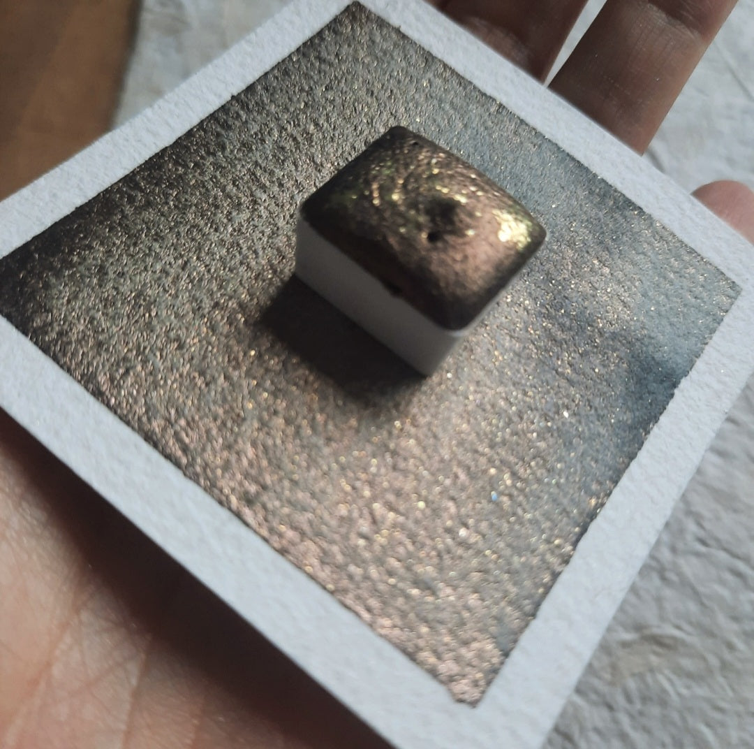 "Ancient Skies" - Colour separating Shimmer
