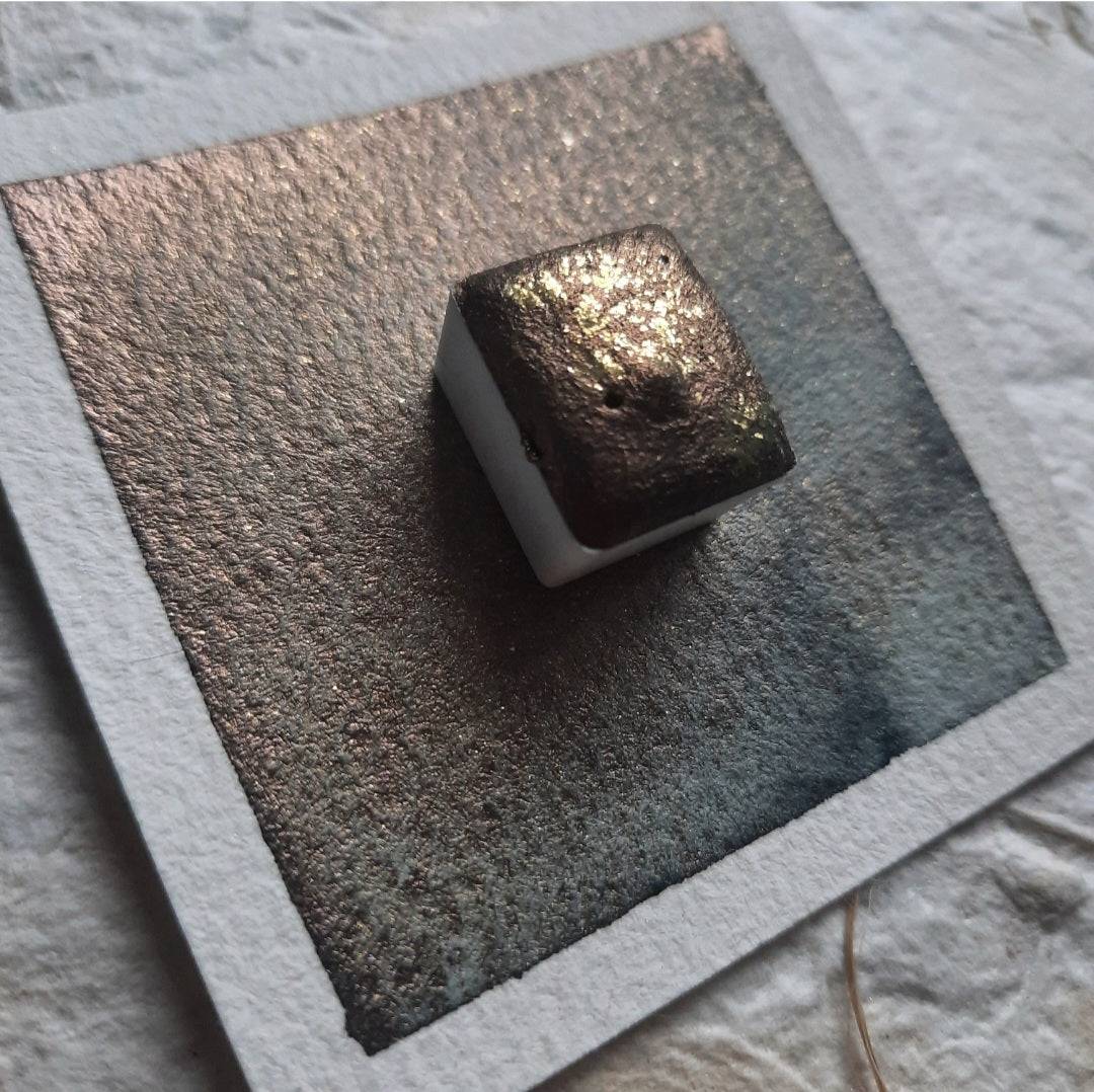 "Ancient Skies" - Colour separating Shimmer