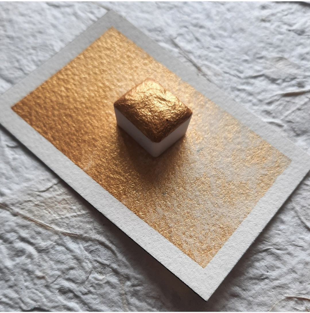 "Imperial Gold" - Synthetic Mica