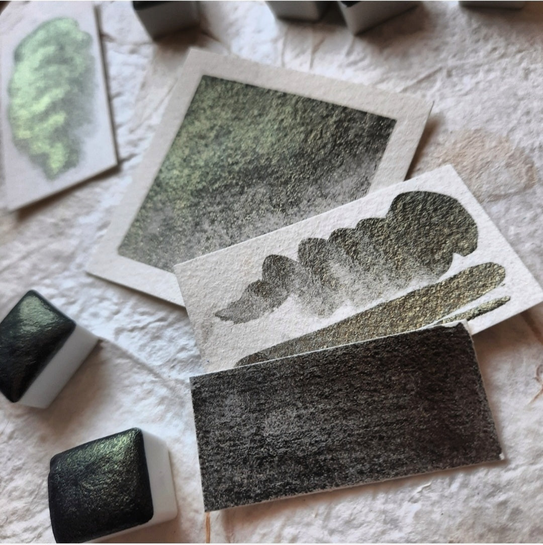 Synthetic Mica - "Juniper Green" - Dark Green Shimmer - Individual Pan