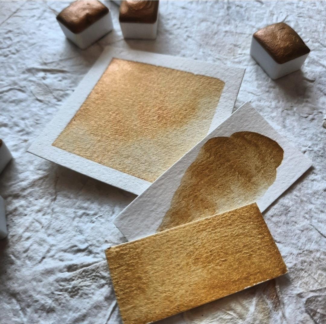 "Ochre Shimmer" - Synthetic Mica