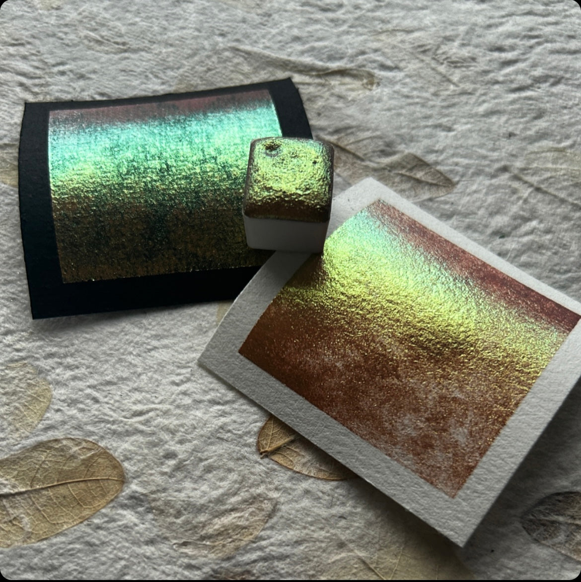 "Golden Dragon" - Chameleon Colourshifter