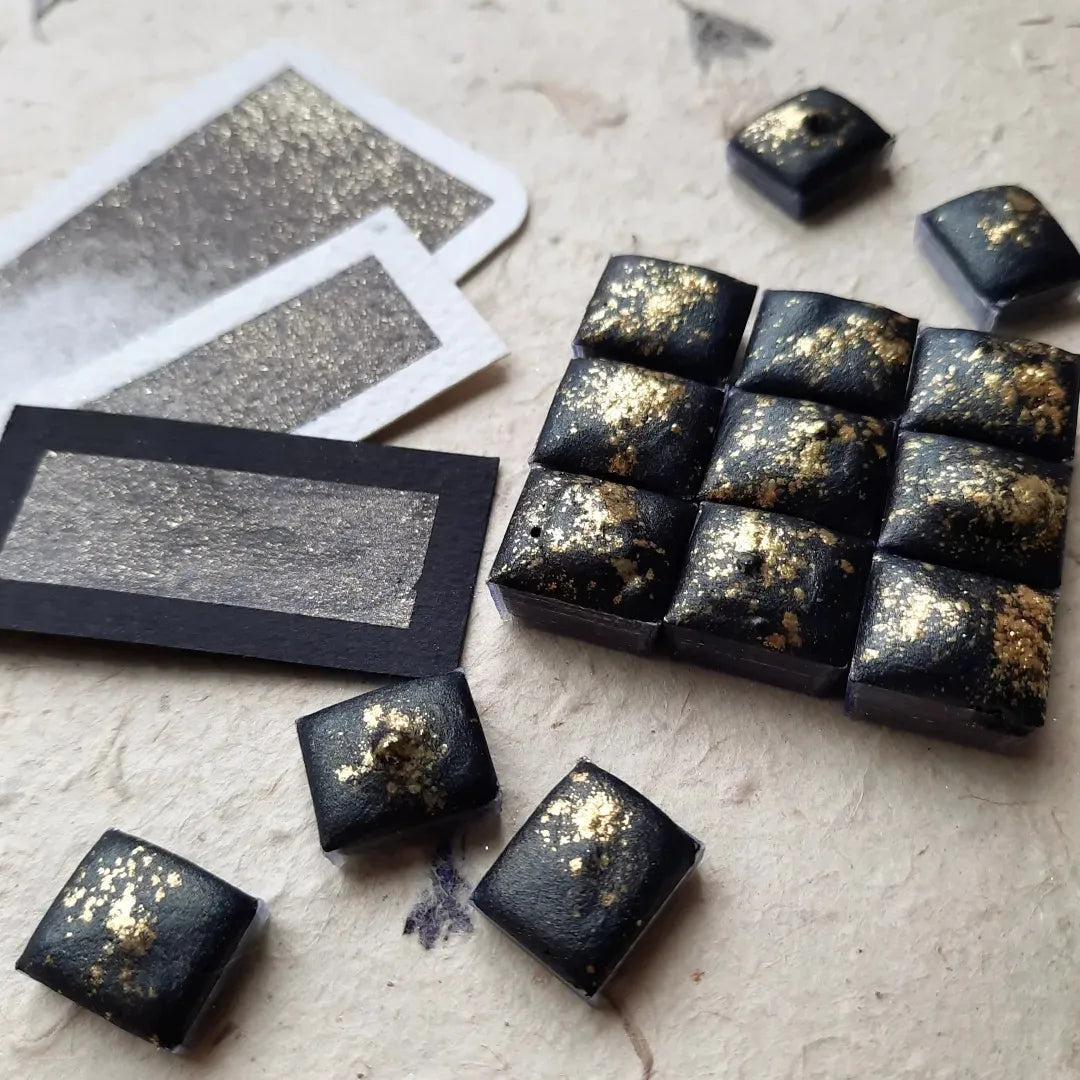 "Fallen Stars" - Black Shimmer w/ Gold Mica Flakes
