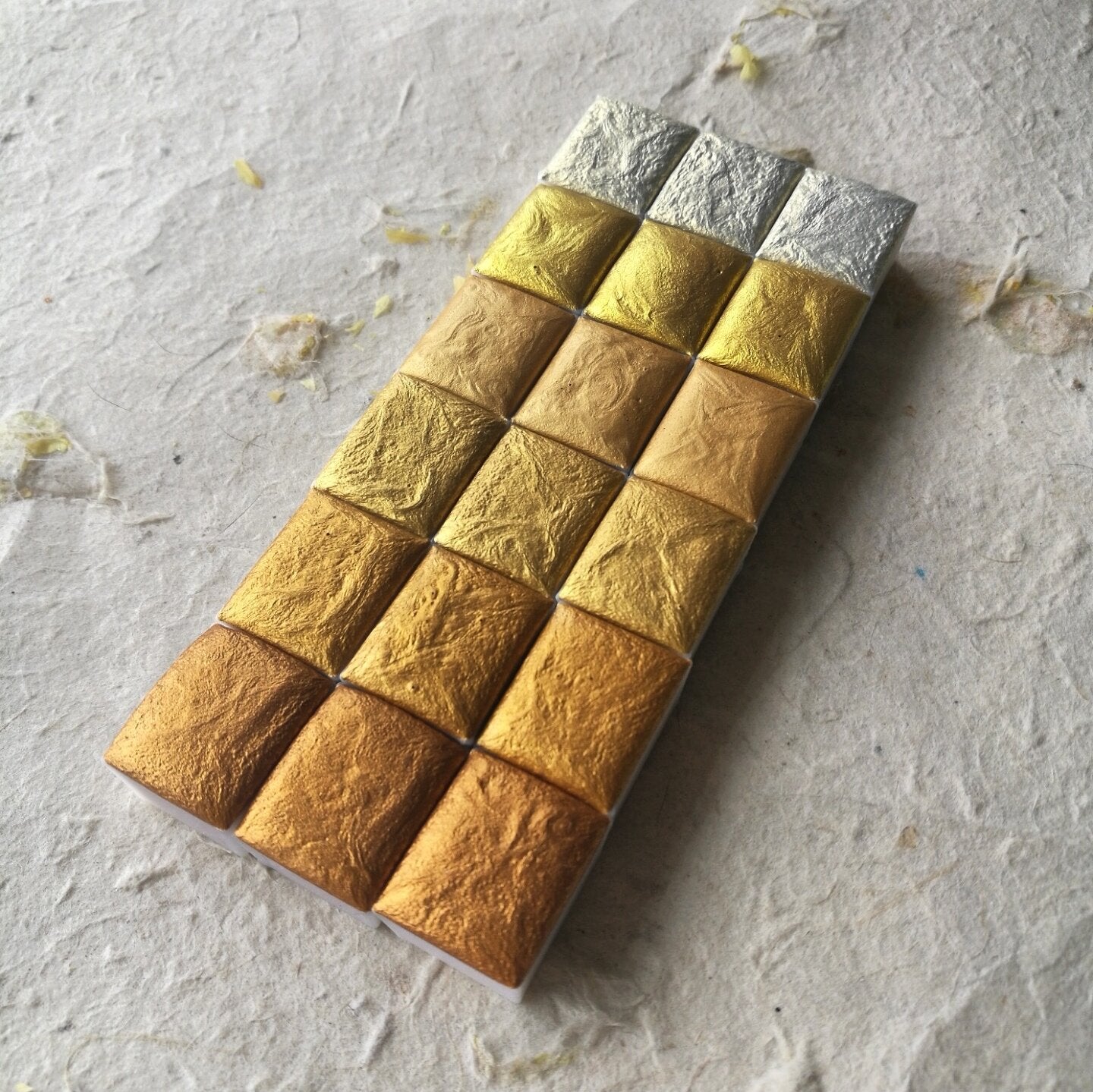 "Full Moon" - Warm Gold Shimmer