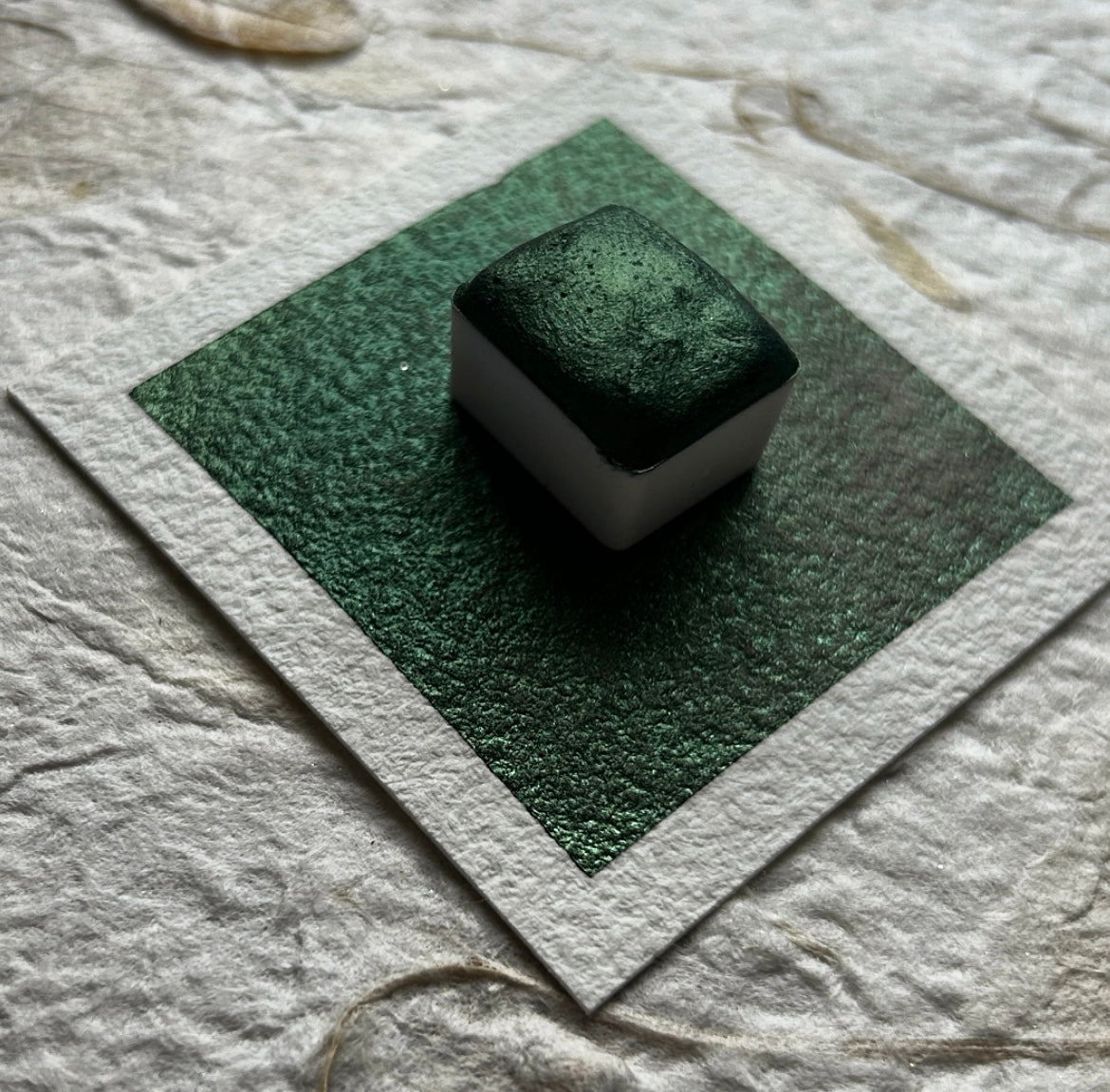 NEW VERSION "Boreal Green" - Dark Green Shimmer - Individual Half Pan