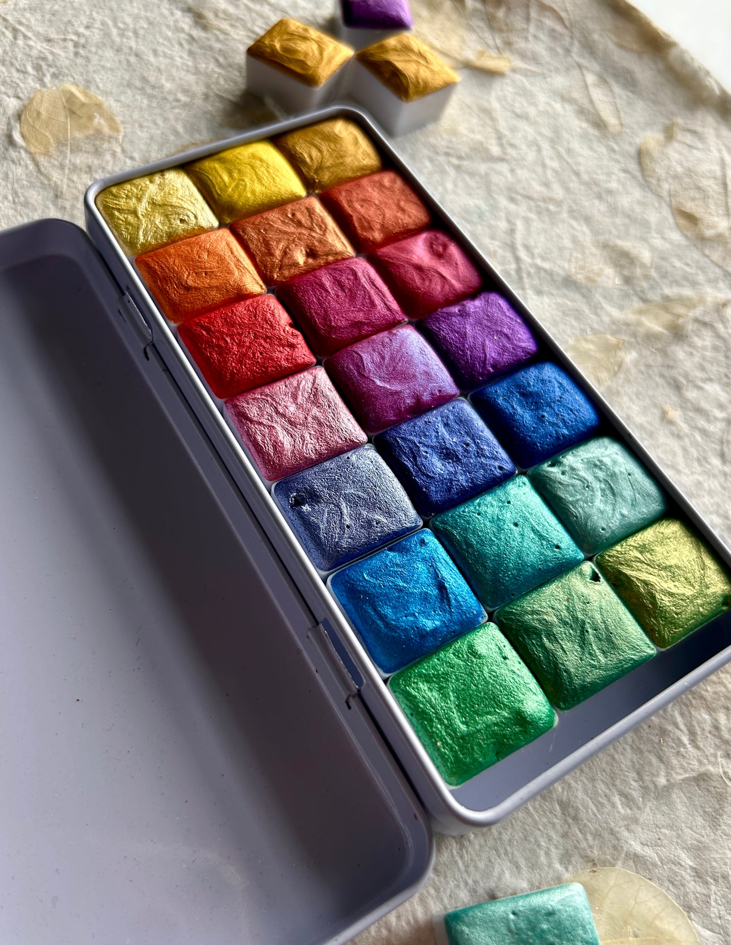 Set of 21 colours - Vibrant Palette