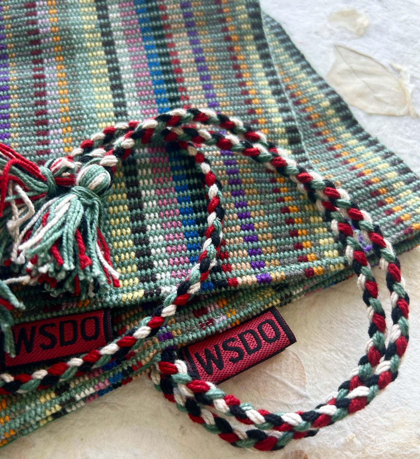 Nepali Brush Roll | Sage Green