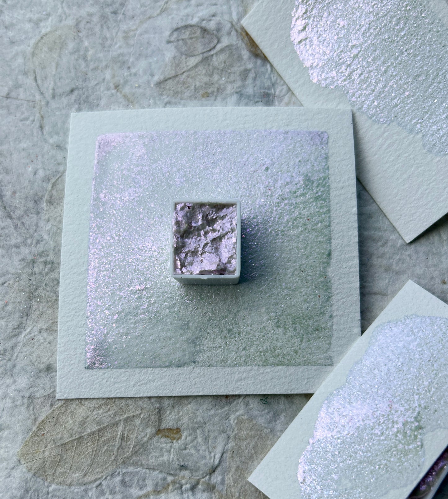 ✨New✨ Ghostly Mauve (Chunky Flakes)