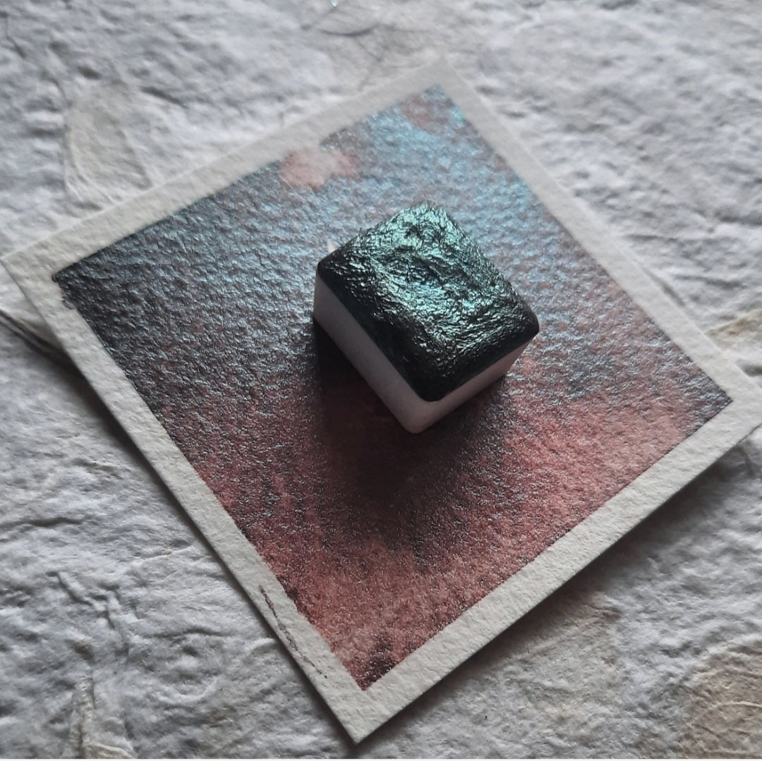 "Lunar Eclipse" - Red/Green Colourshifting Shimmer - Individual Pan