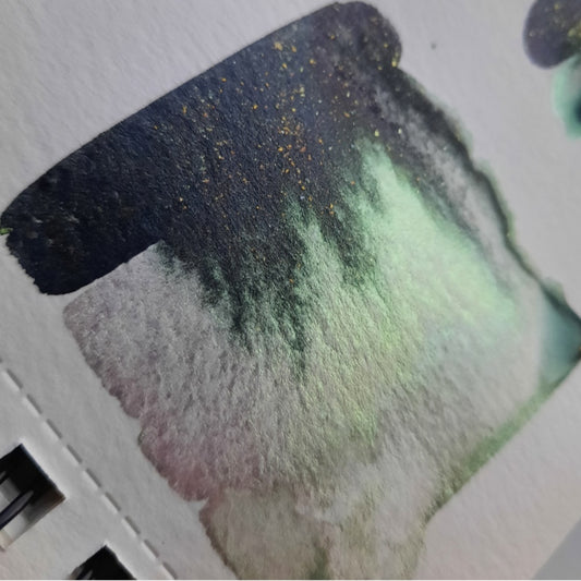 "Nebula Green" (Limited Edition) - Ghostly Green Shimmer - Individual Pan