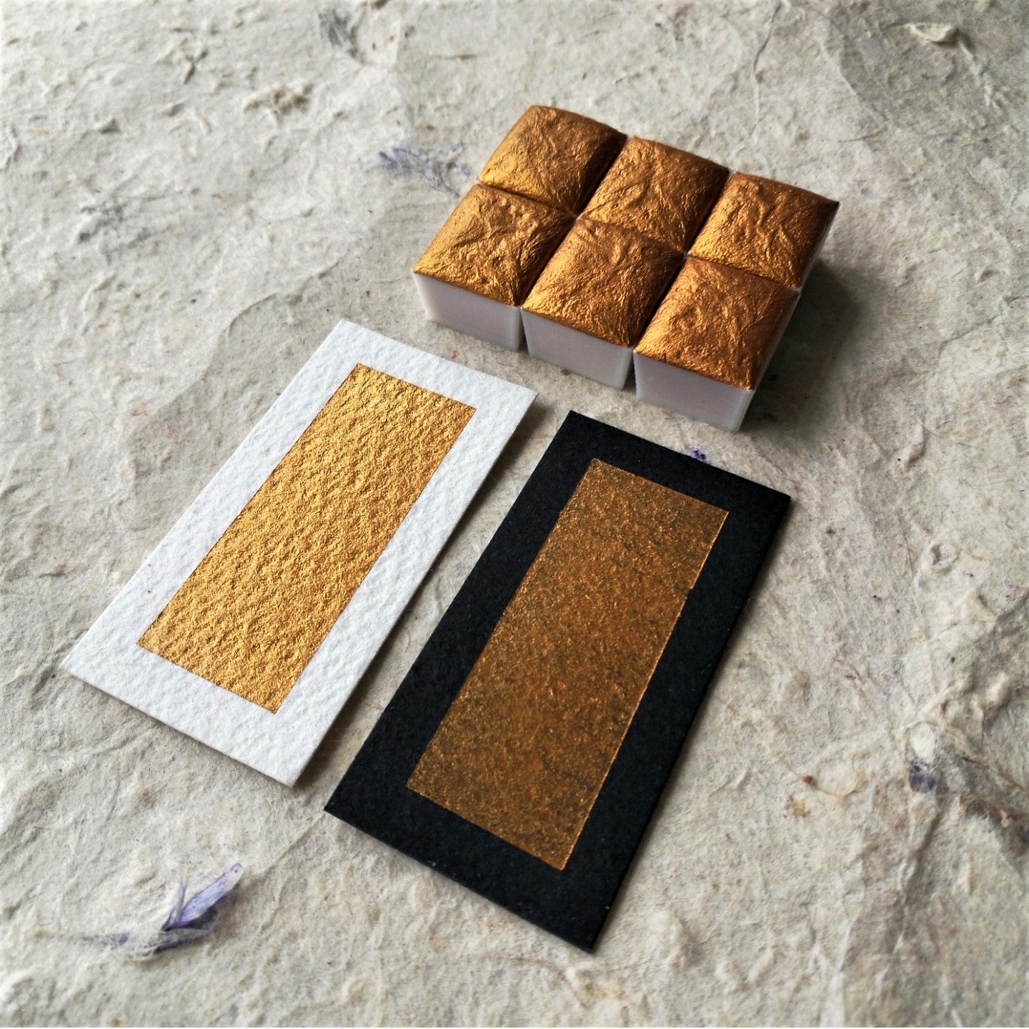 "Honey Gold" - Dark Gold Shimmer - Individual Pan