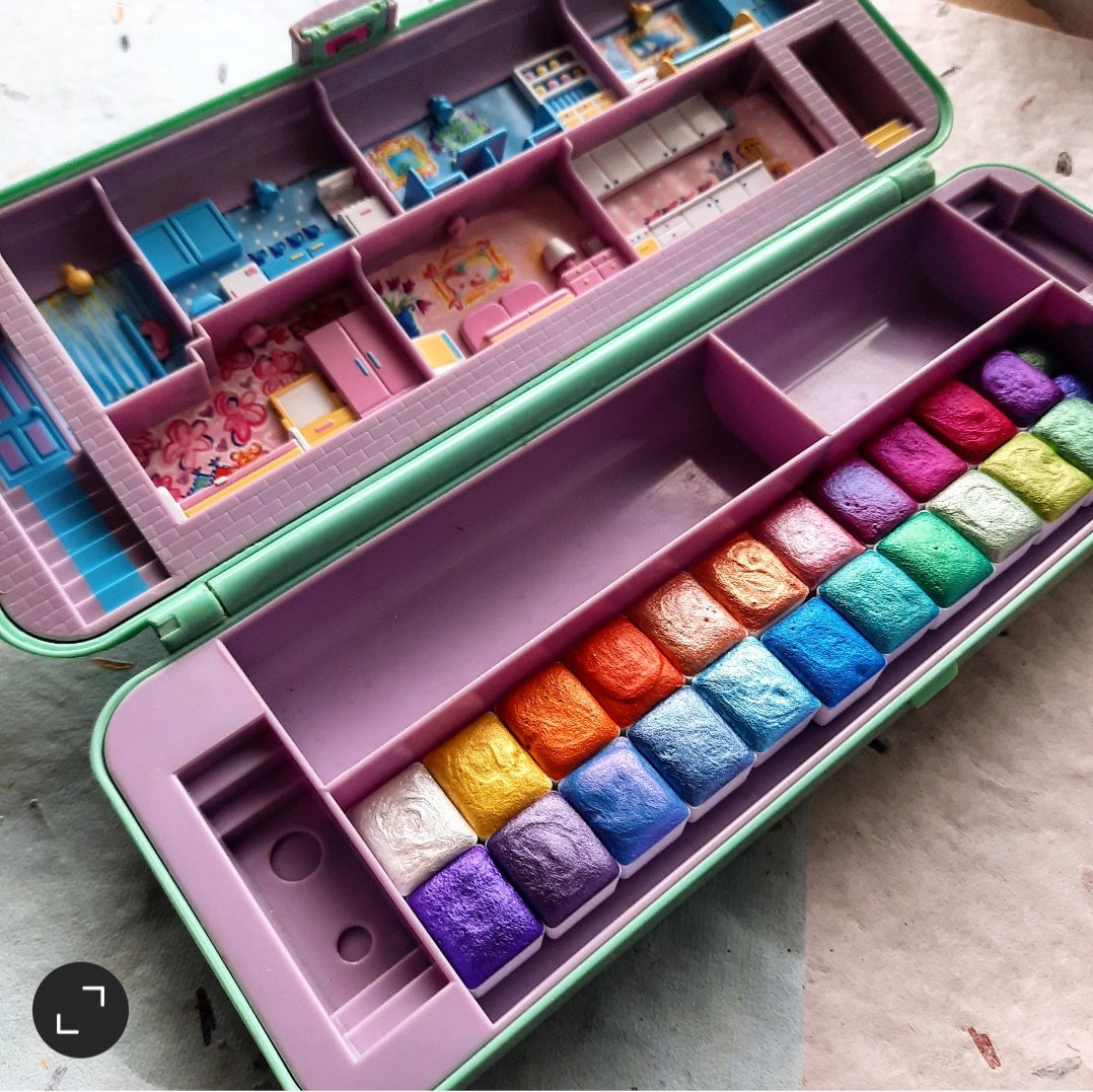 ✨Free Shipping✨Set of 25 Shimmer Watercolors in a Vintage Polly Pocket Case - Bright Colours
