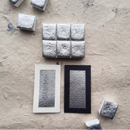 "White Silver" - Aluminium Pigment - Bright Silver Shimmer - Individual Half Pan
